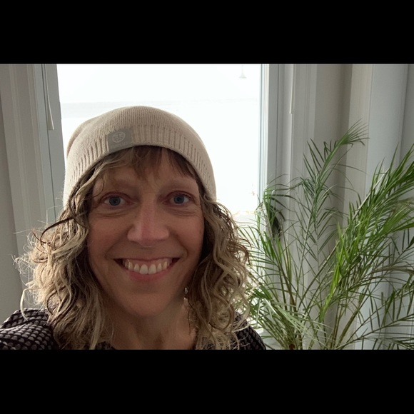 Meet your Posher, Nancy - Picture 1 of 1